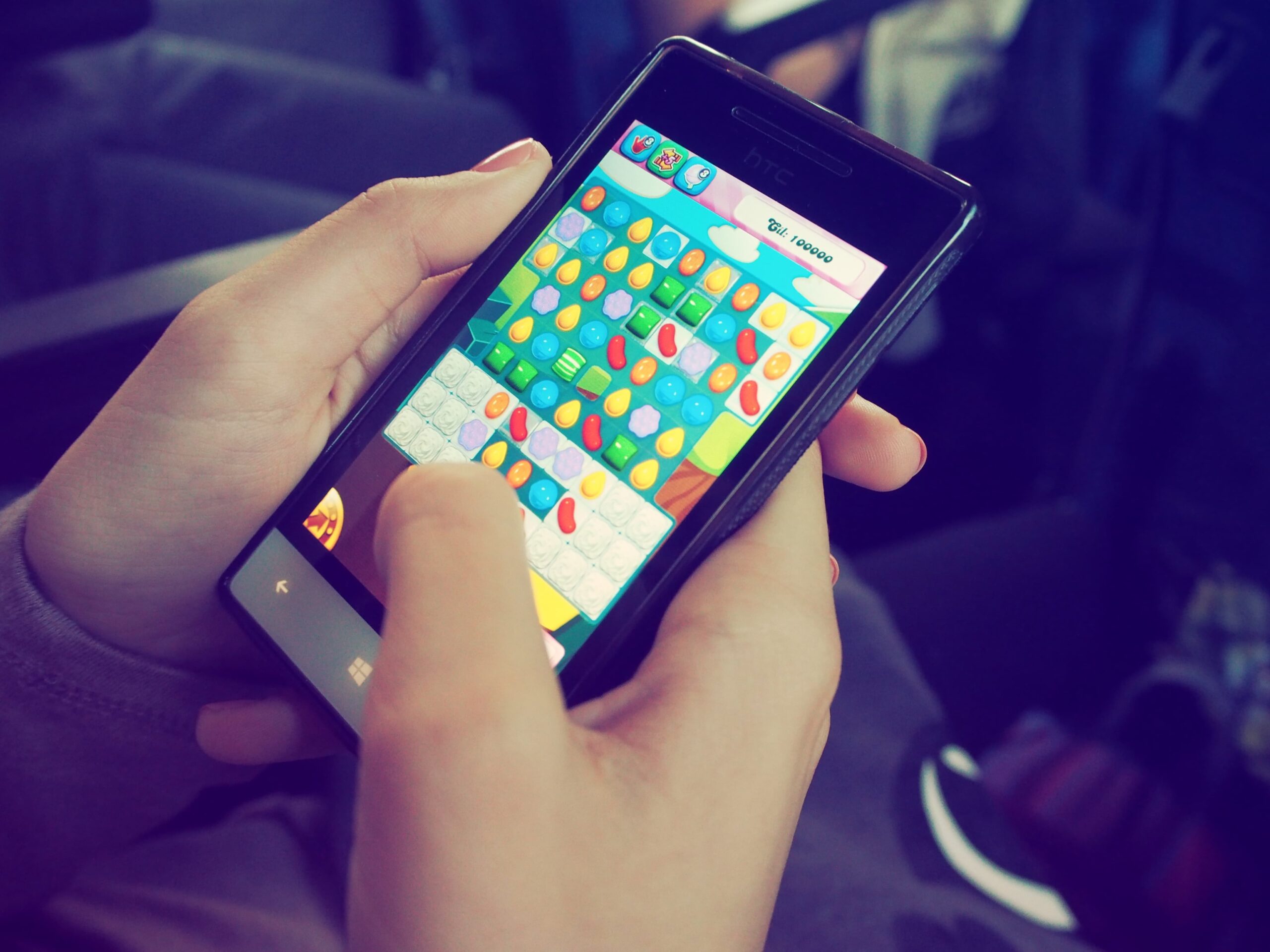 The Challenge of Developing Puzzle Games for Mobile